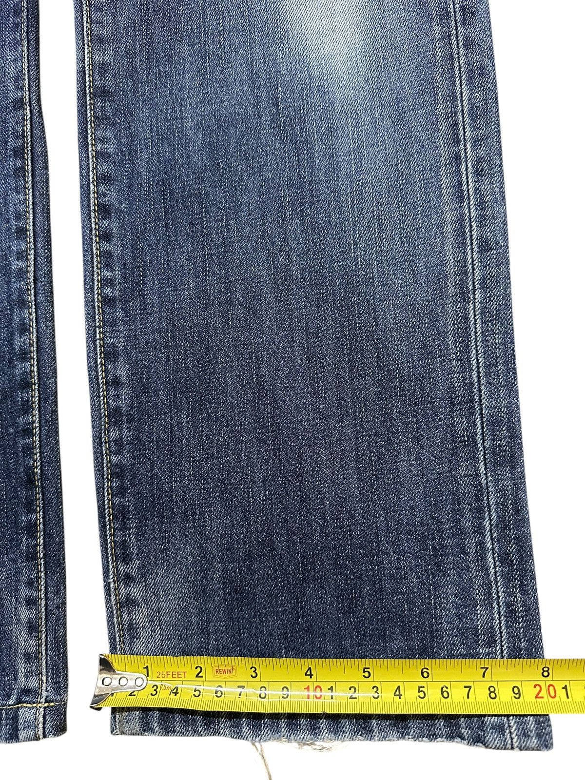 Uniqlo Vintage Japanese Uniqlo Faded Wash Distress Style Jeans Size US 30 / EU 46 - 16 Thumbnail