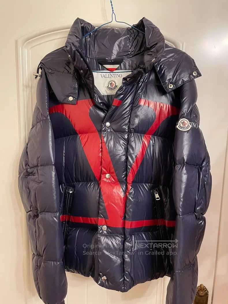 Valentino Valentino Co-branded down jacket Size US M / EU 48-50 / 2 - 1 Thumbnail