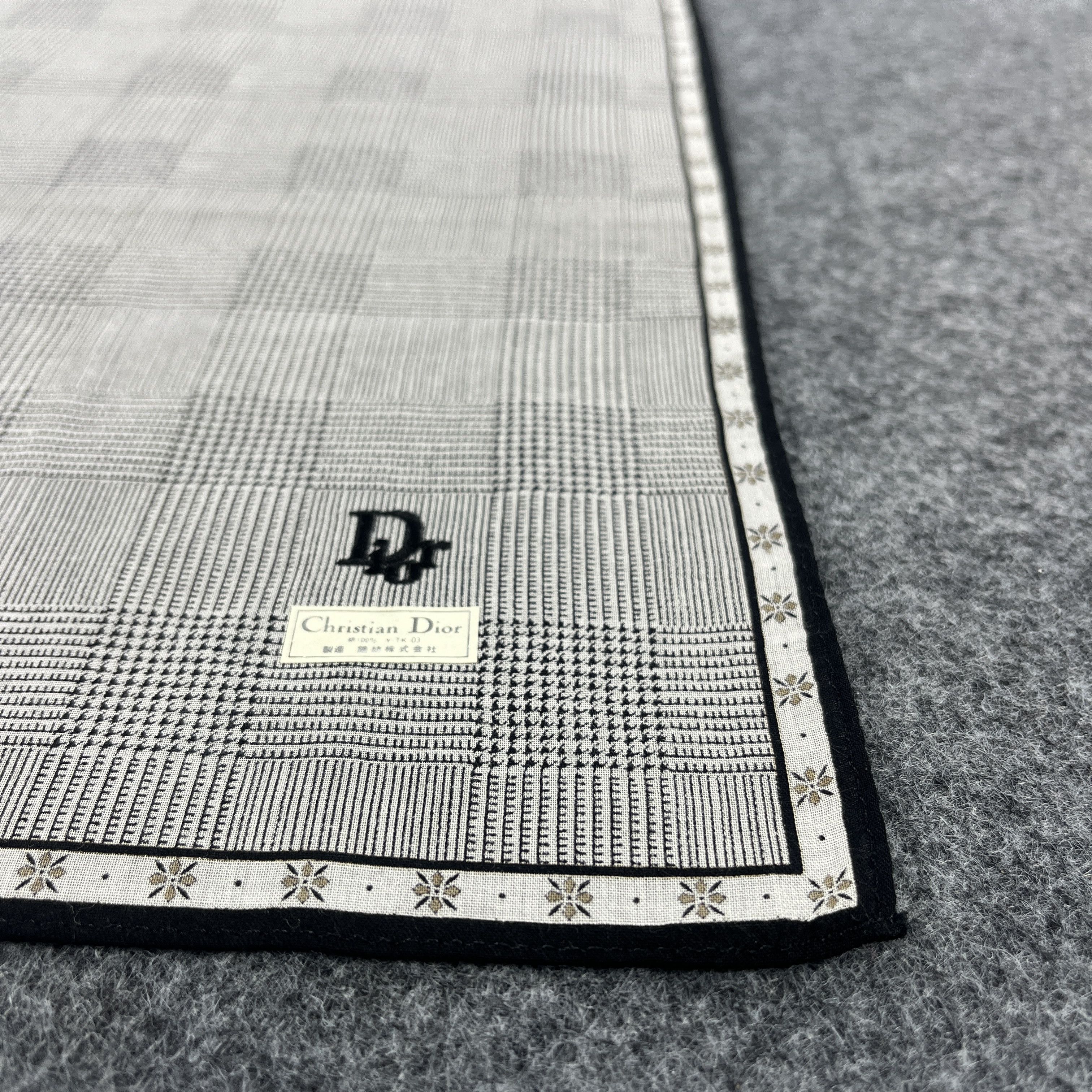 Other Christian Dior Handkerchief / Bandana / Neckerchief B034 Size ONE SIZE - 4 Thumbnail