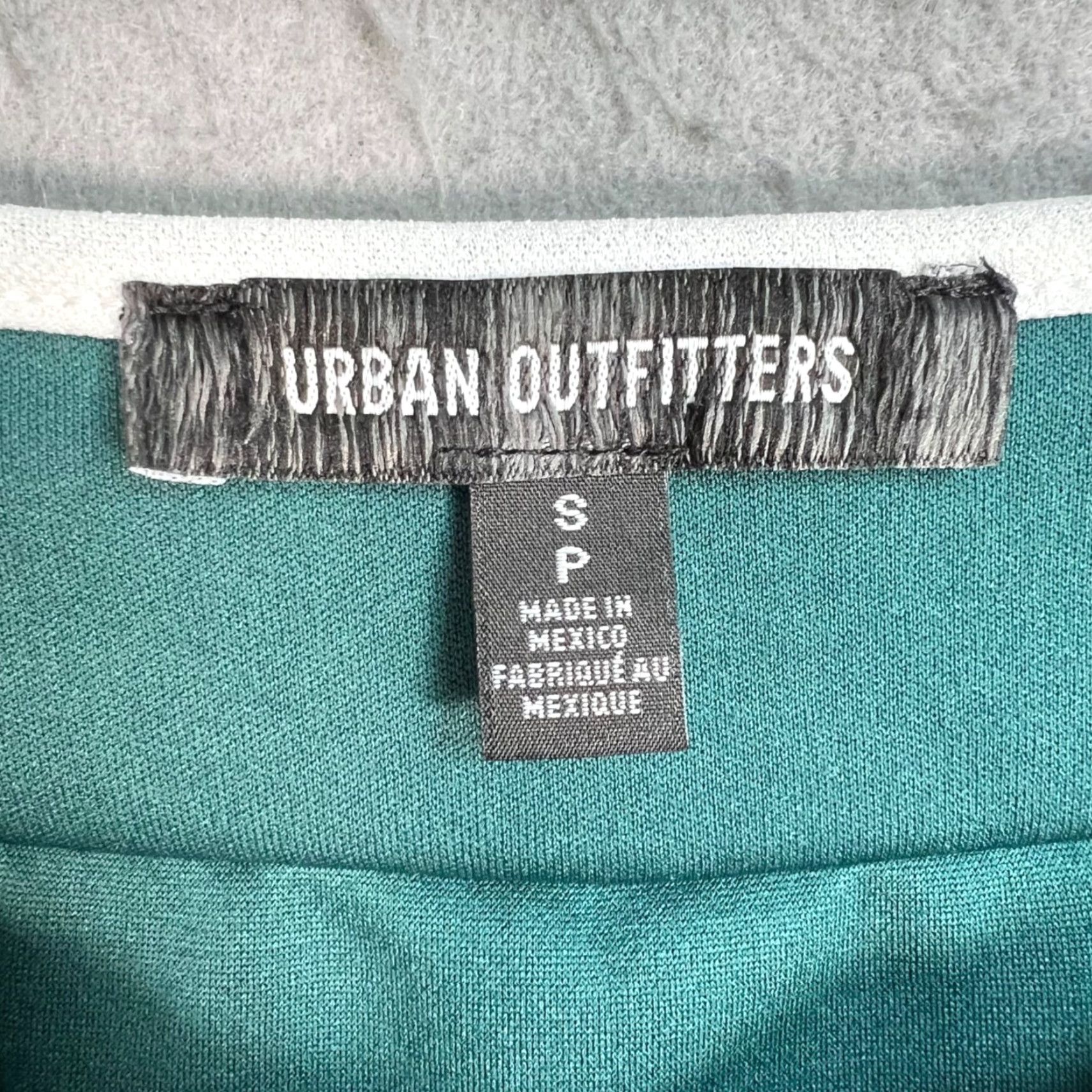 Urban Outfitters VINTAGE Urban Outfitters Womens Small Green Pleated Mini Skirt W/ White Trim Size 28" / US 6 / IT 42 - 3 Thumbnail