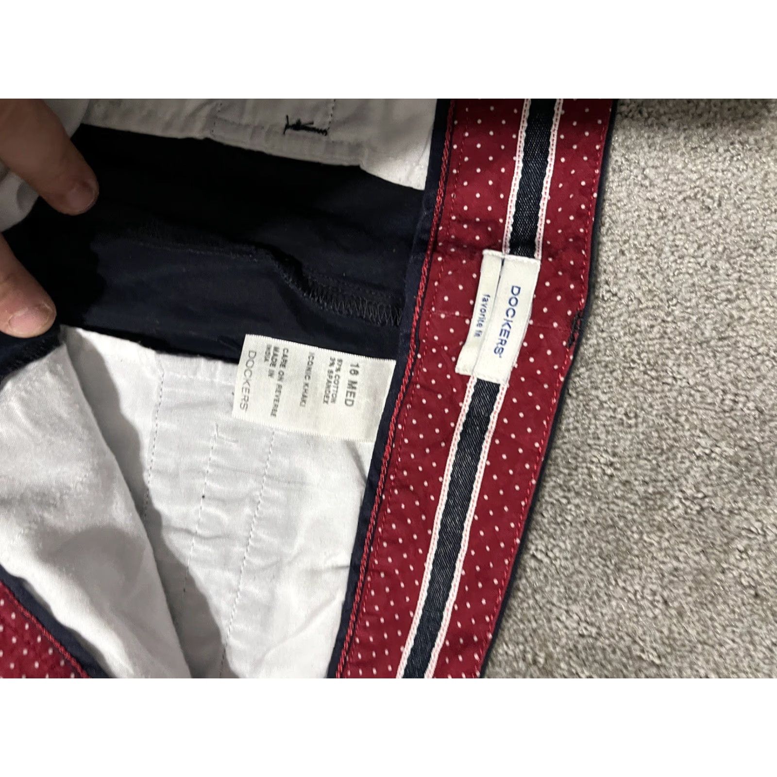 Dockers Womens Dockers Pants Flat Front Blue 16 Khakis/Chinos Cotton/Spandex 31 Inseam Regular Size 16 Womens Size 38" / US 16 / IT 52 - 5 Thumbnail
