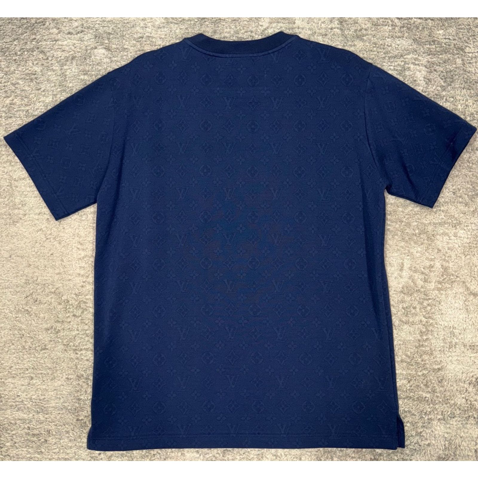 Louis Vuitton Louis Vuitton Pocket Monogram LV Logo Short Sleeve T-Shirt M Size US M / EU 48-50 / 2 - 9 Thumbnail
