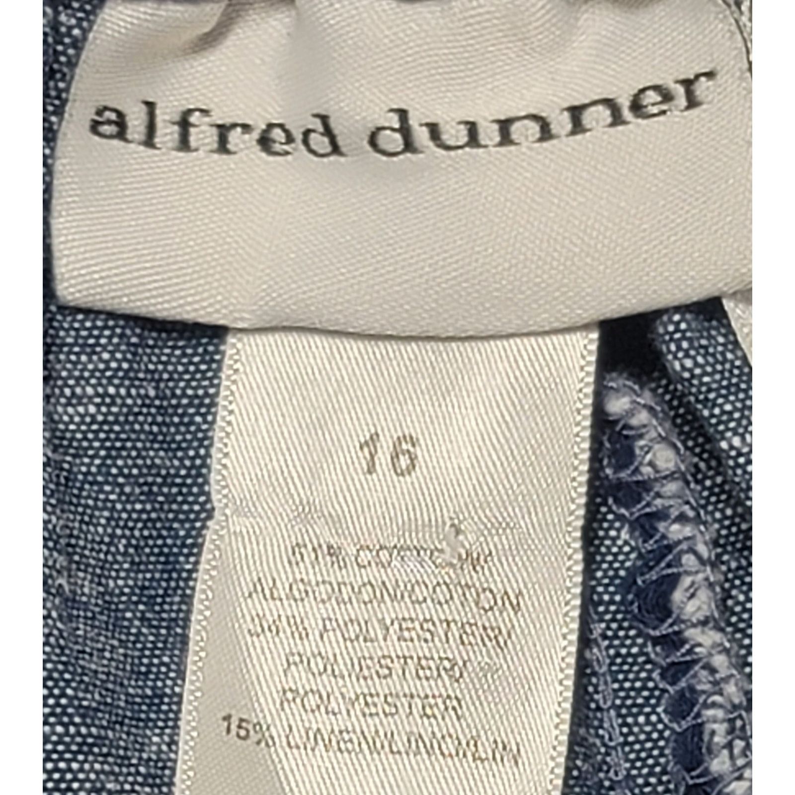 Other Alfred Dunner Blue Flat Front Cropped Pants 16 Lightweight Size 38" / US 16 / IT 52 - 4 Thumbnail