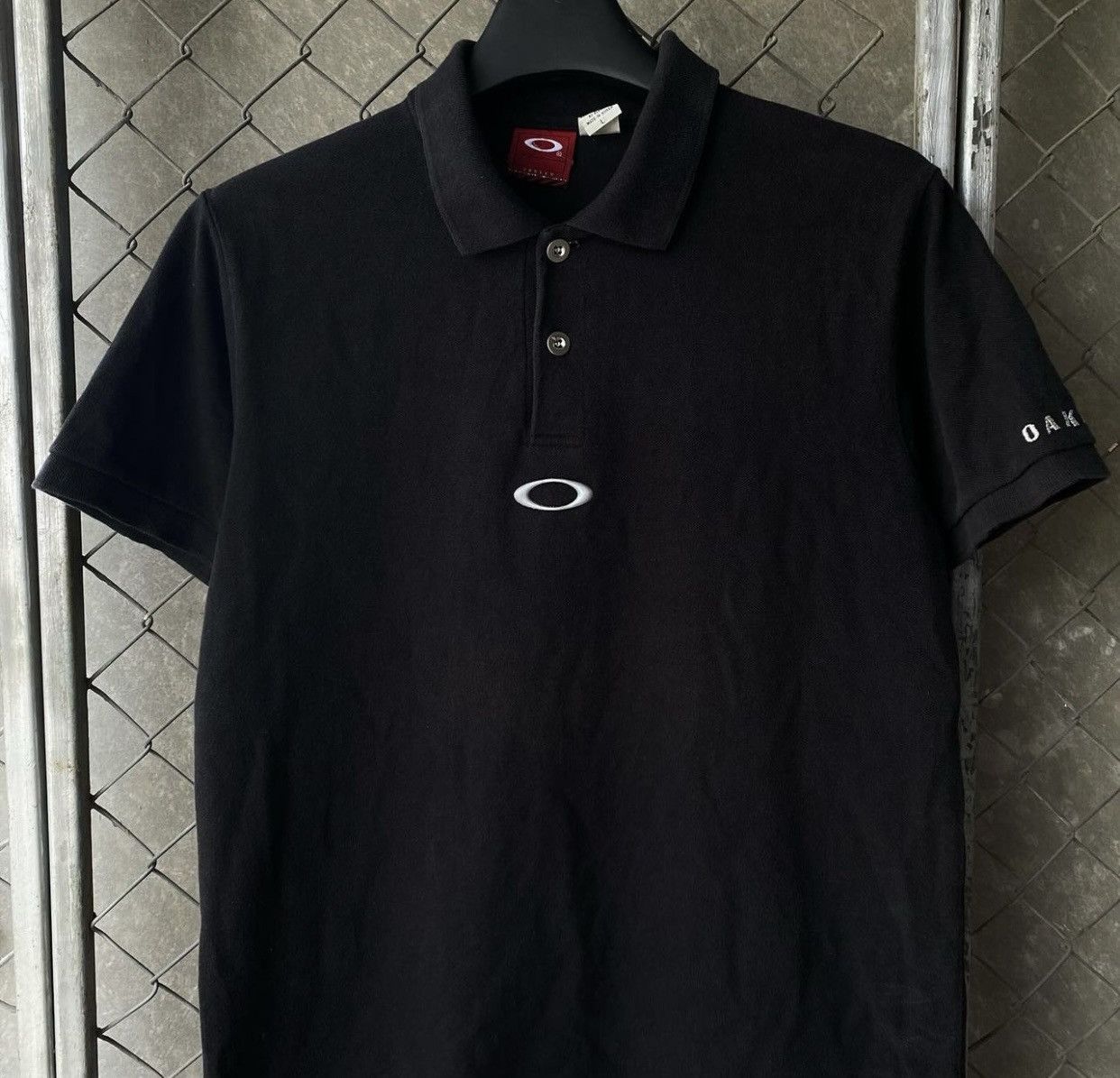 Oakley × Vintage Oakley Center Logo Size US L / EU 52-54 / 3 - 2 Thumbnail