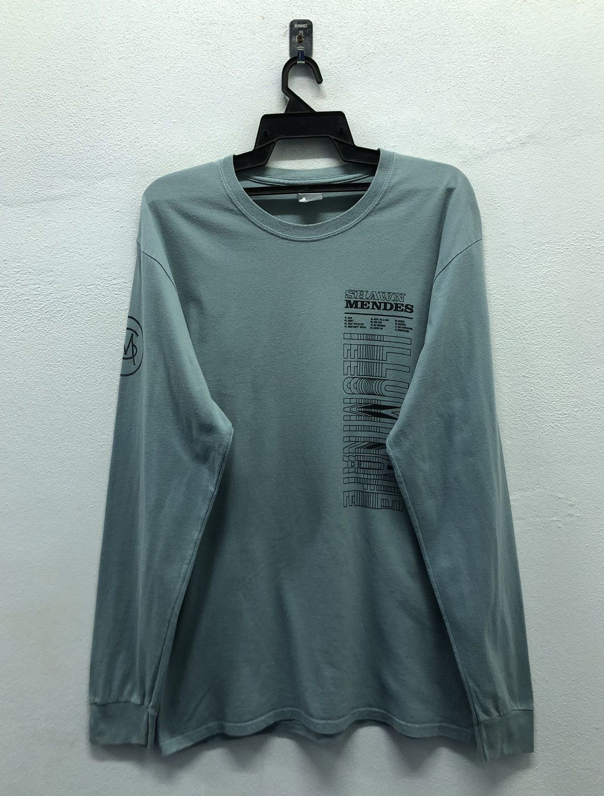 Port & Company Shawn Mendes Iluminate With Album Art Long Sleeve T-Shirt Size US L / EU 52-54 / 3 - 2 Thumbnail