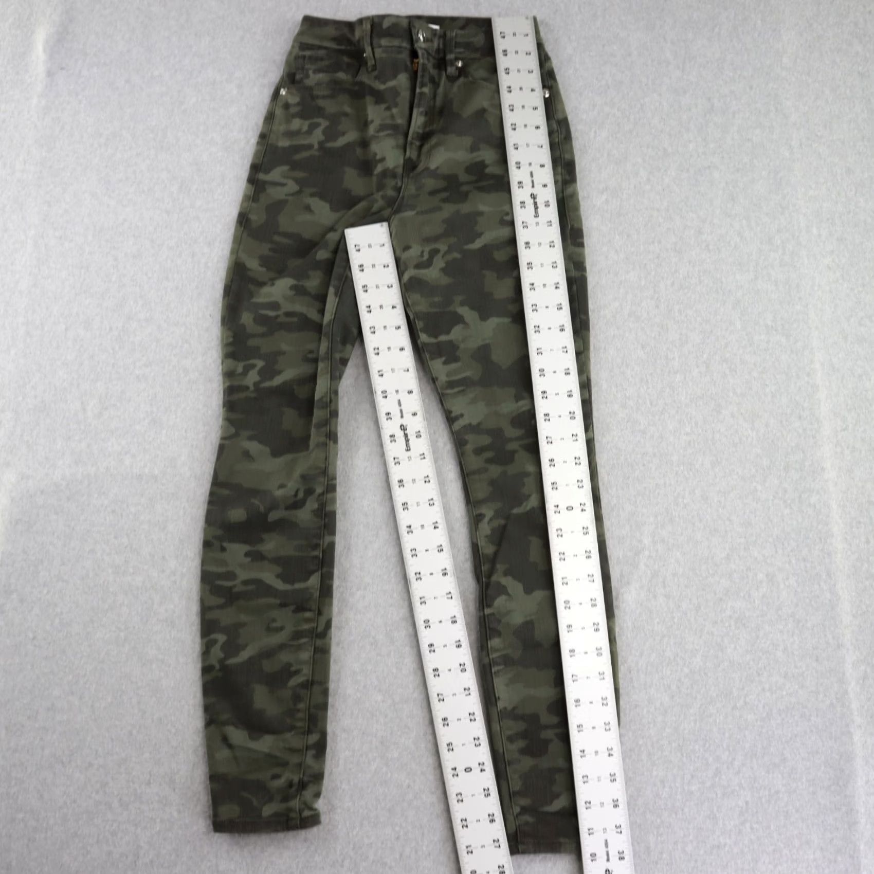 Good American Good American Jeans Skinny Green Camouflage Size 4/27 Stretch Womens Size 27" / US 4 / IT 40 - 4 Thumbnail