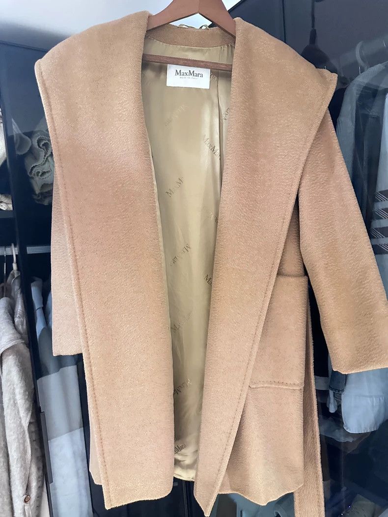 Max Mara Max Mara Camel Rialto Classic Coat Size M / US 6-8 / IT 42-44 - 2 Thumbnail