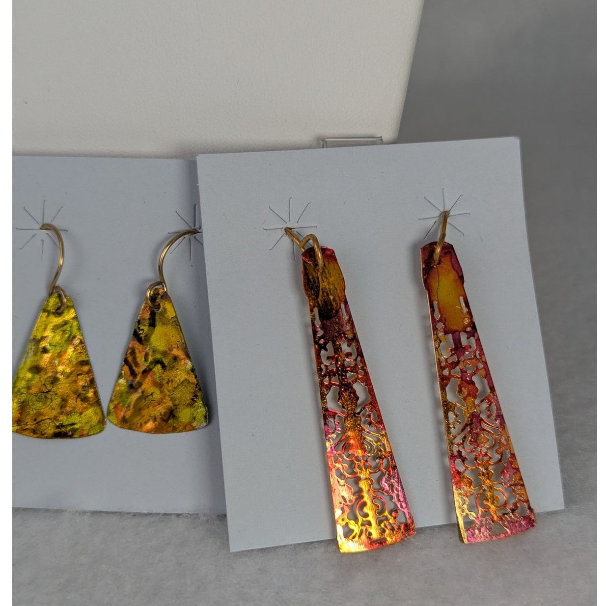 Designer 6 prs earrings Magic metals painted aluminum lightweight Size ONE SIZE - 4 Thumbnail