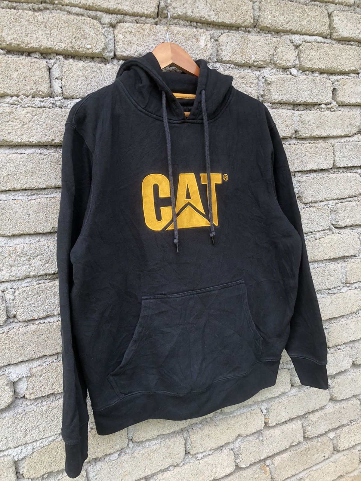 Carhartt × Japanese Brand Vintage Caterpillar Embrodered Centre Logo Hoodie Size US XL / EU 56 / 4 - 3 Thumbnail