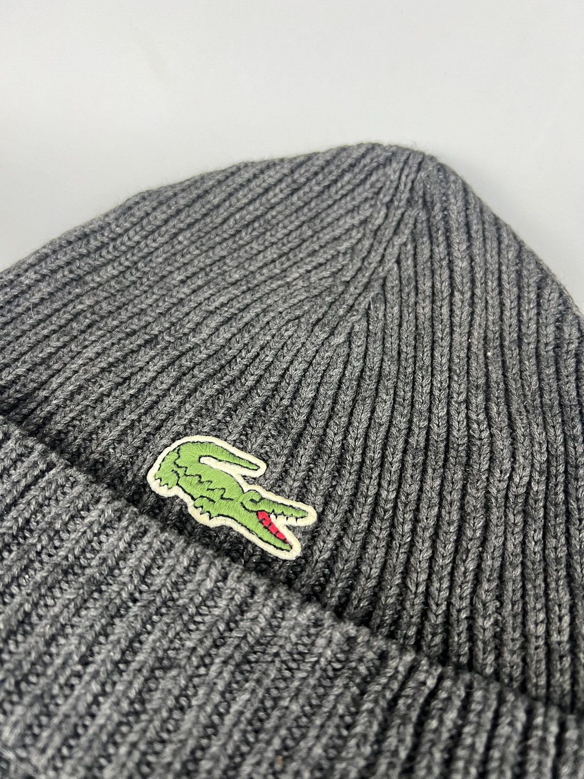 Lacoste Vintage Y2K Lacoste Logo Beanie Hat gray Streetwear Size ONE SIZE - 2 Thumbnail
