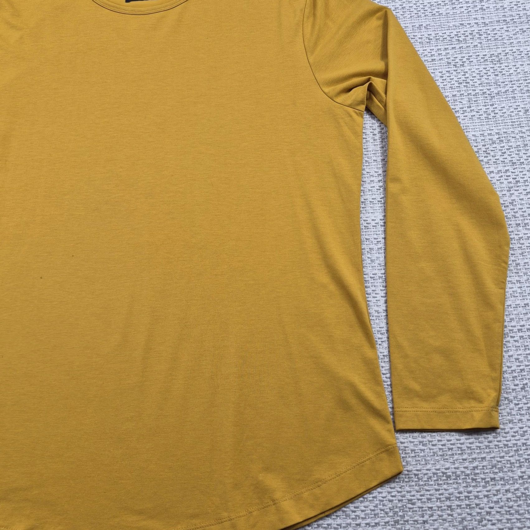 Cuts Cuts Shirt Mens XL Yellow Long Sleeve Curve Hem Pyca Pro Casual Crewneck Tee Size US XL / EU 56 / 4 - 2 Thumbnail