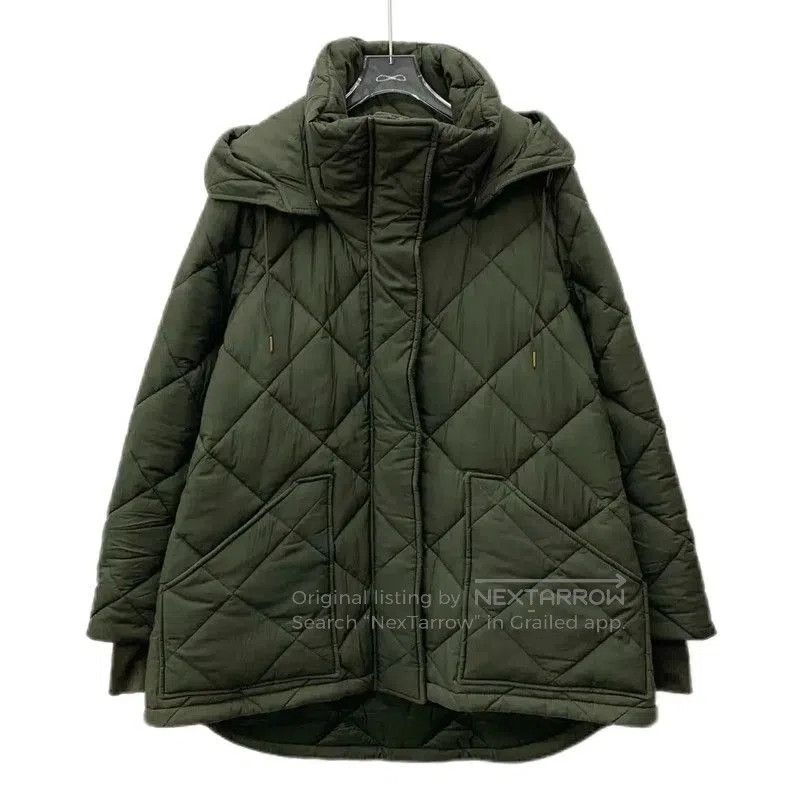 Burberry Burberry Women's Military Green Cotton Puffer Jacket. Size S / US 4 / IT 40 - 1 Thumbnail