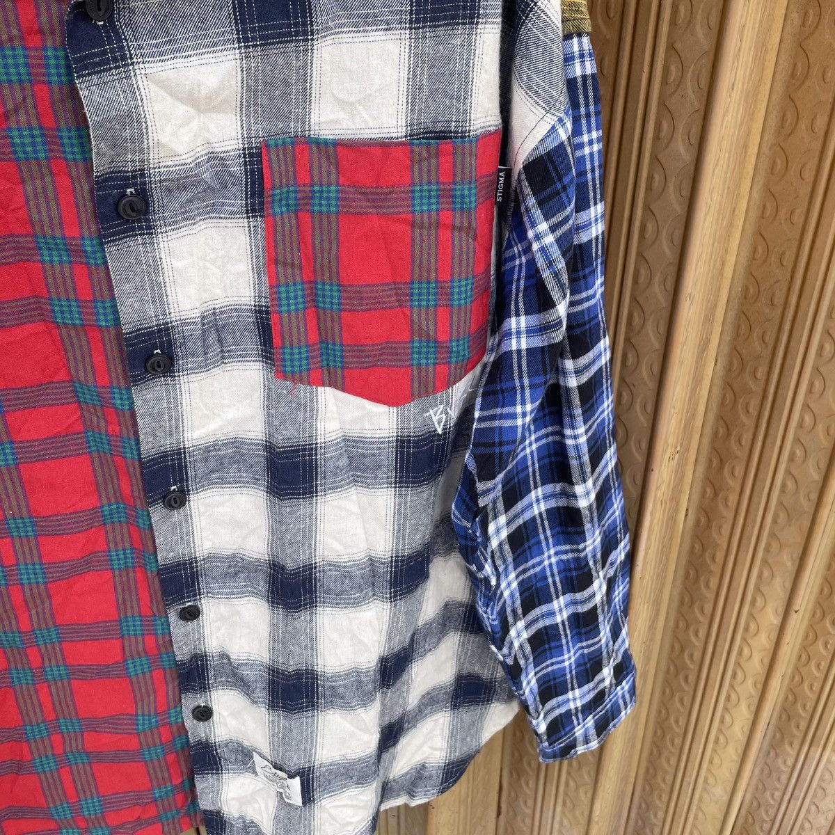 If Six Was Nine Stigma LTD Vatos Society Multicolor Flannel Needles Style Size US L / EU 52-54 / 3 - 4 Thumbnail