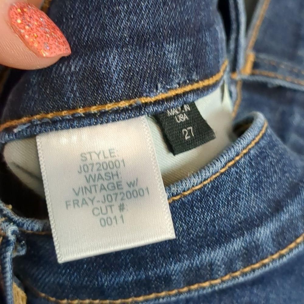 Veronica Beard Veronica beard Kate 10" skinny vintage w/ fray jeans size 27 Size 27" / US 4 / IT 40 - 5 Thumbnail