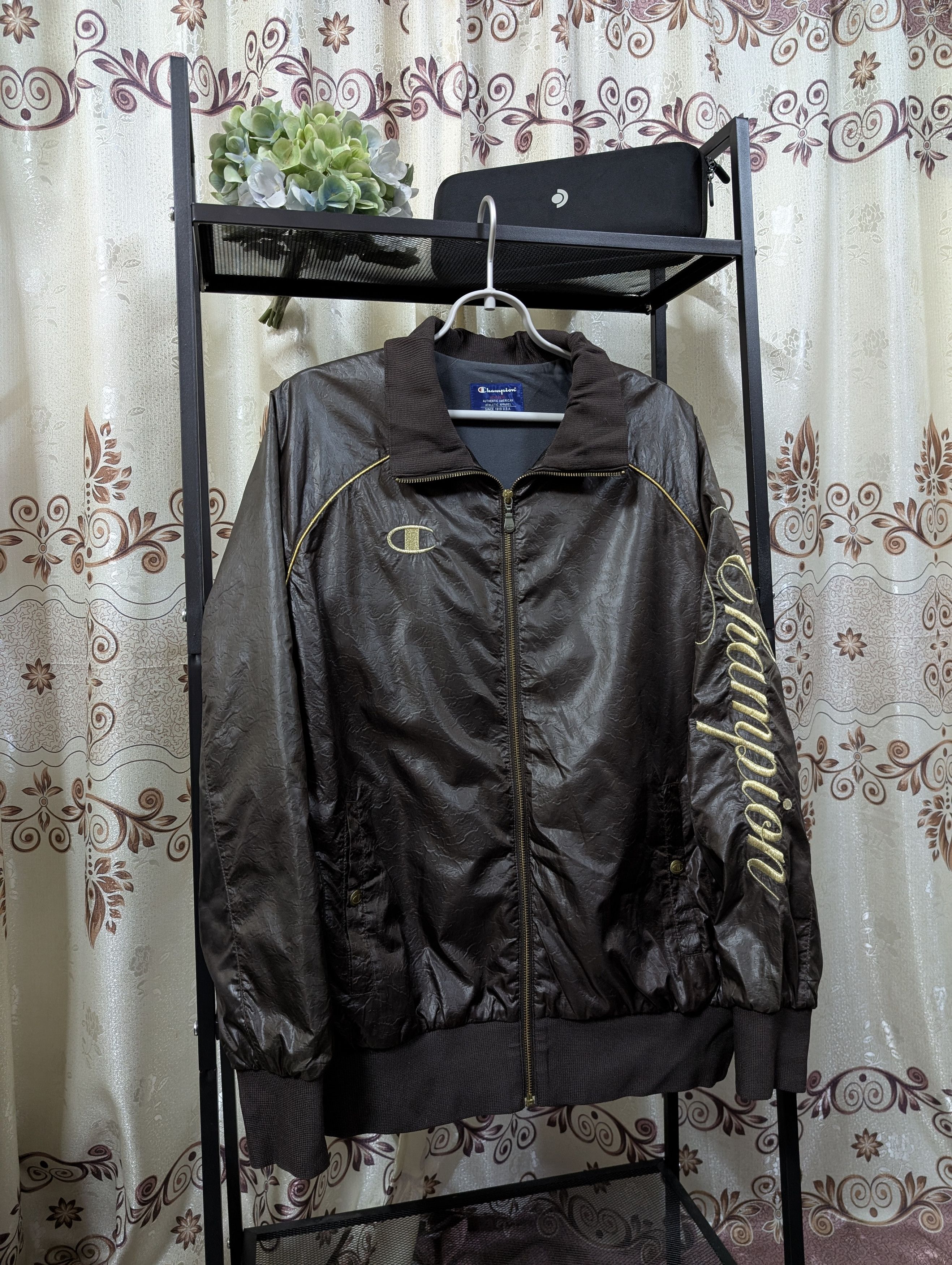 Vintage Champion Men's Full Zip Windbreaker Jacket