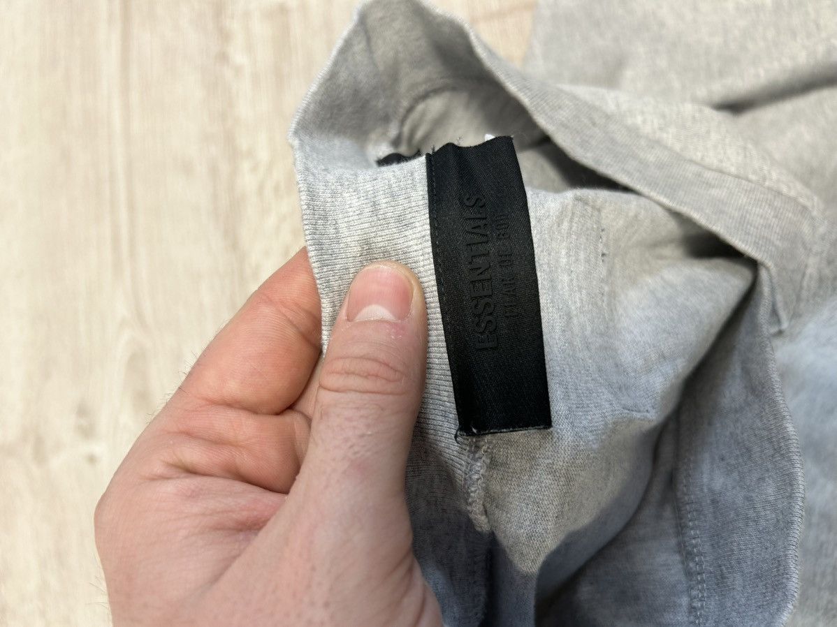 Fear of God Fear of God Essentials Big logo T-shirt very Oversized L Size US L / EU 52-54 / 3 - 13 Thumbnail