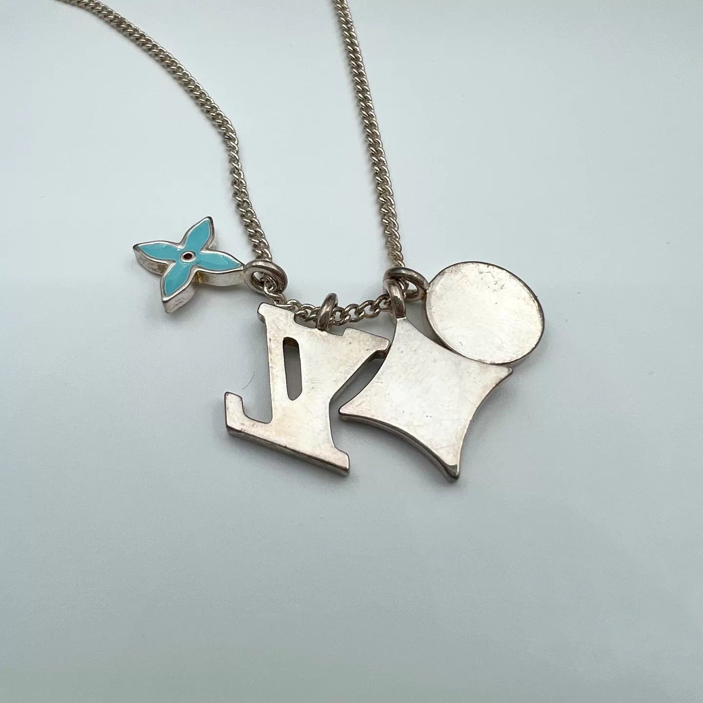 Louis Vuitton LV new 4-in-1 floral colorblock monogram necklace Size ONE SIZE - 2 Thumbnail