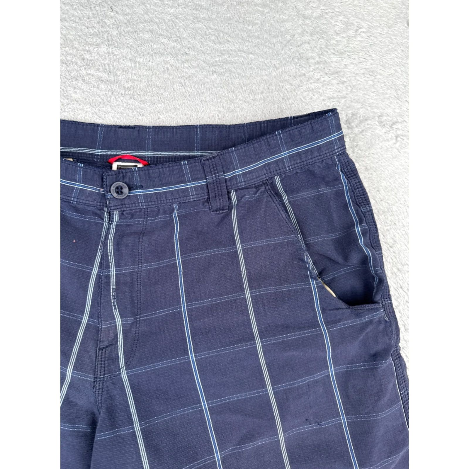The North Face VINTAGE The North Face Shorts Mens 38 Blue Plaid Rip-Stop Fabric Cotton Blend Chino READ Size US 38 / EU 54 - 5 Thumbnail