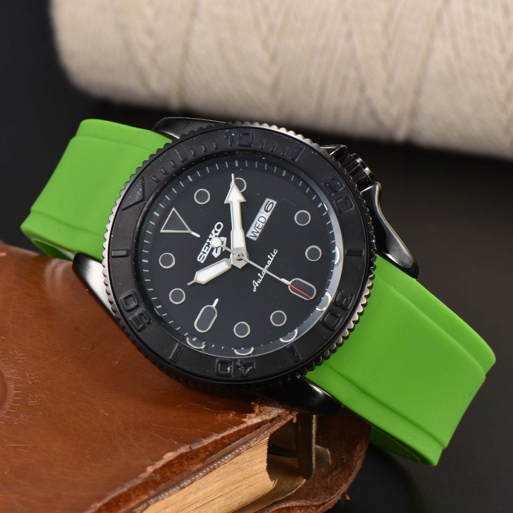 Seiko SEIKO 5 New Inverted design rare Waterproof Watch Size ONE SIZE - 1 Preview