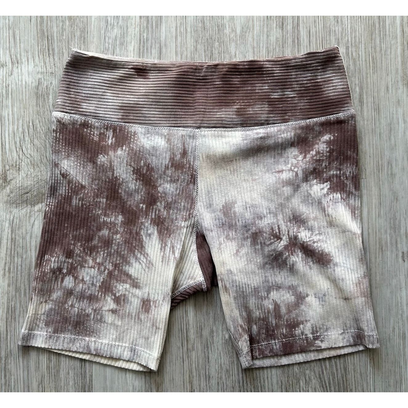 Heartloom Heartloom | Women’s Biker Shorts | NWT | Medium Size 22" - 1 Thumbnail
