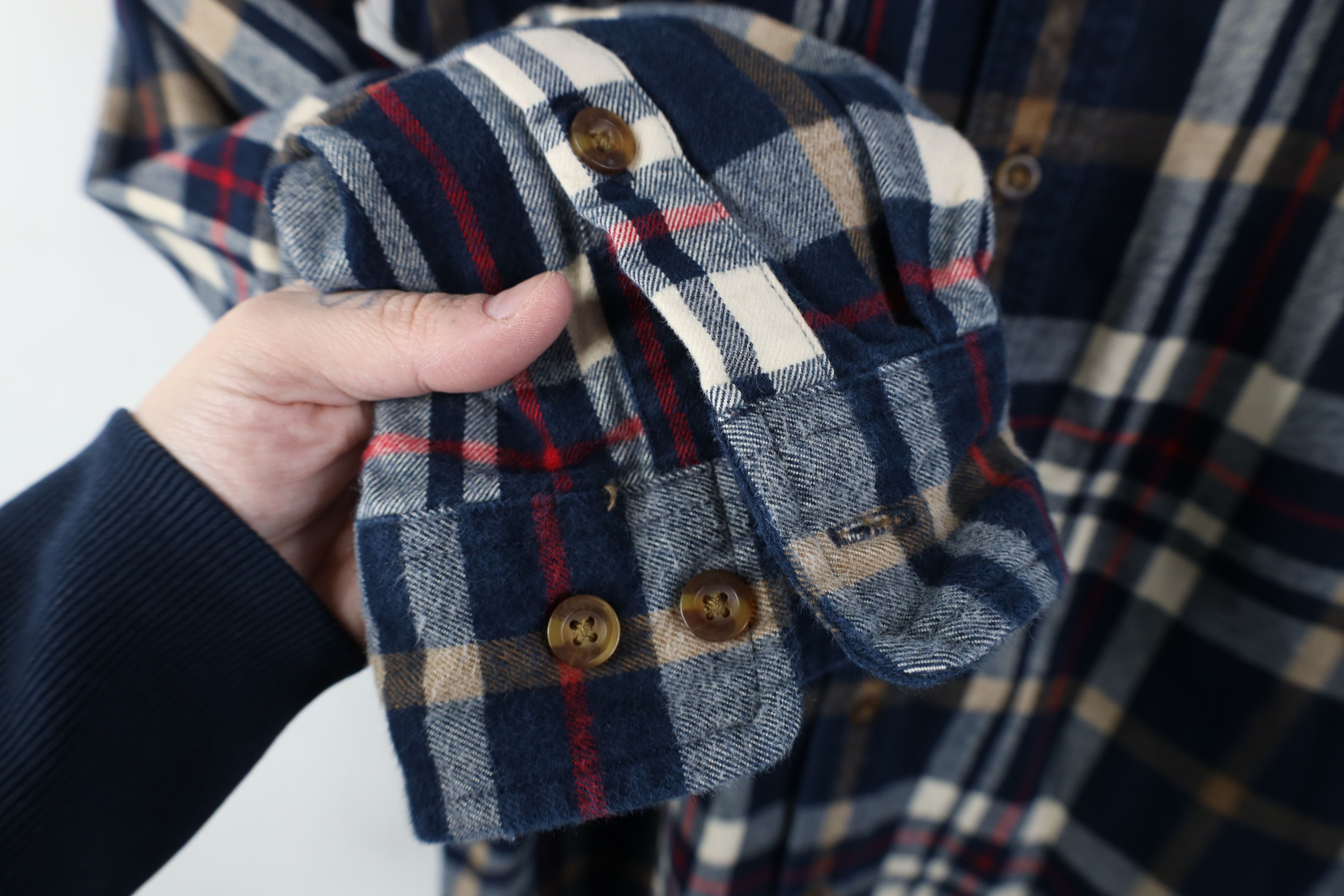 Carhartt Vintage Y2K Carhartt Flannel Collared Button Shirt Size US XL / EU 56 / 4 - 8 Thumbnail