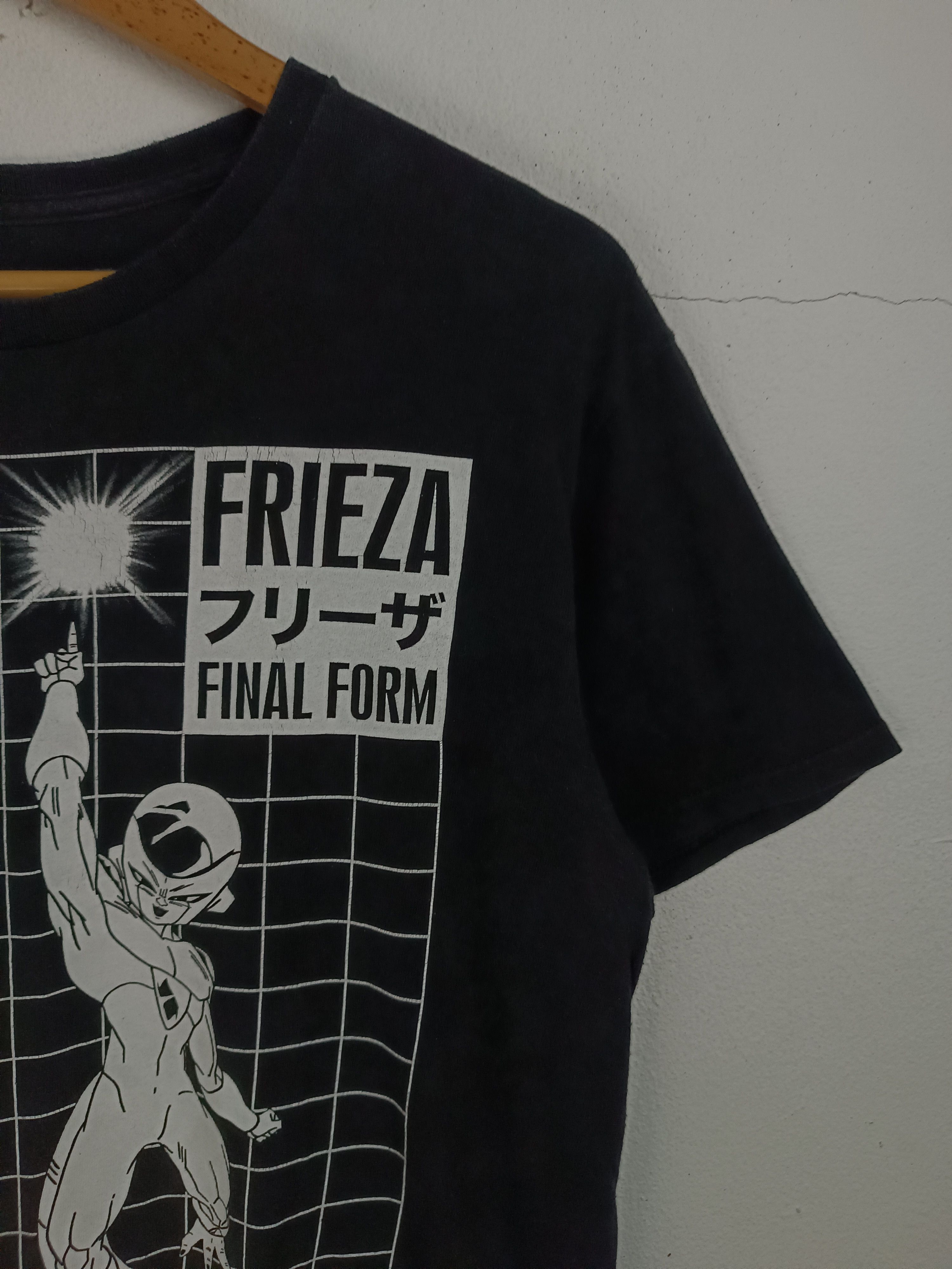 Anime VINTAGE DRAGON BALL FRIEZA FINAL FORM TEE goku anime bleach Size US M / EU 48-50 / 2 - 6 Thumbnail