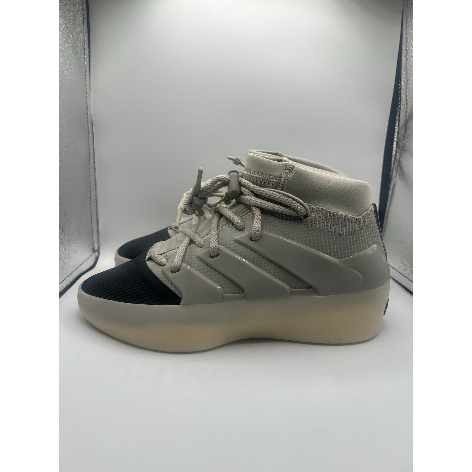 Adidas Fear Of God Athletics x Adidas I BASKETBALL “Sesame Carbon” Size US 8.5 / EU 41-42 - 1 Thumbnail