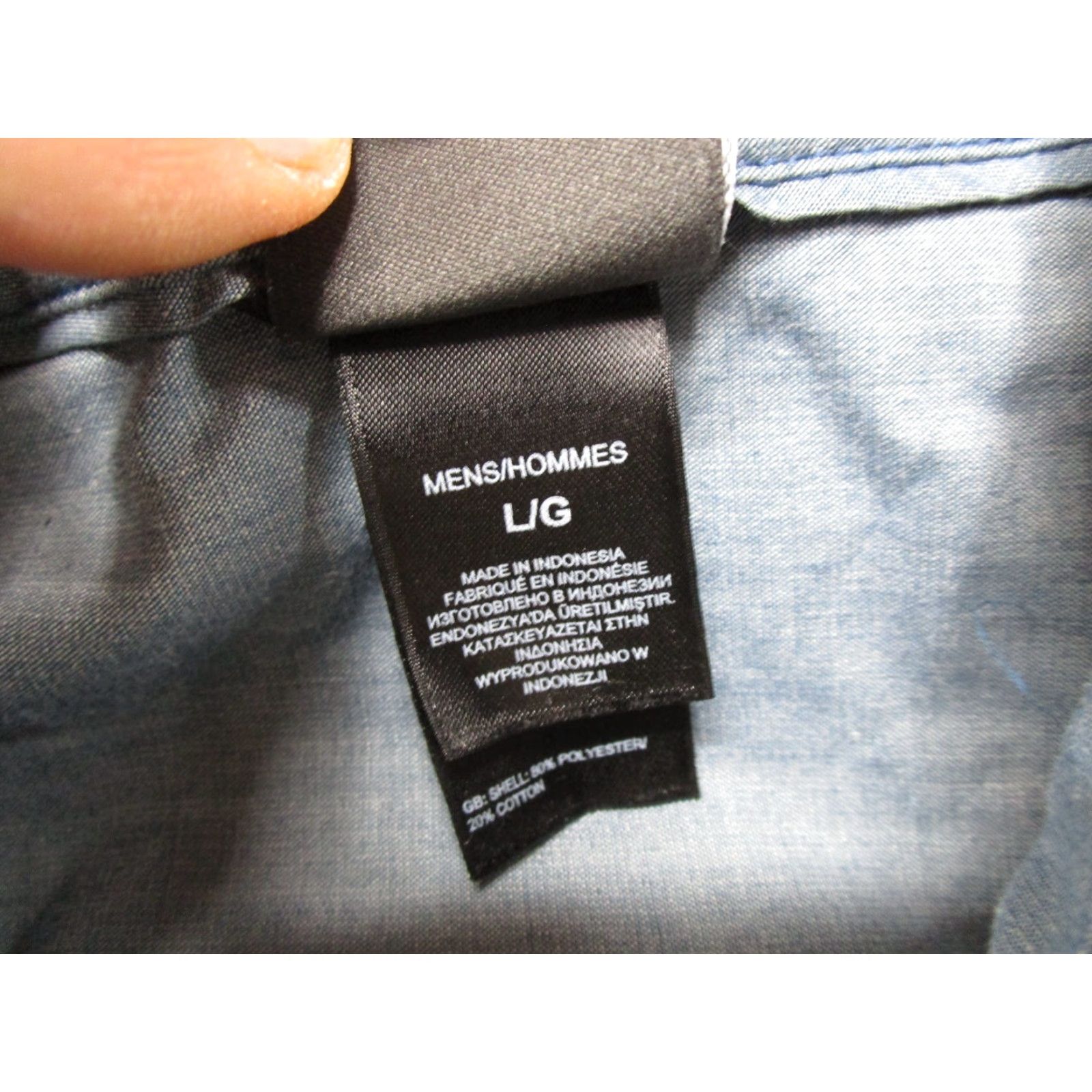 The North Face The North Face Button Up Shirt Men's L Blue Long Sleeve Pockets Regular Fit Size L Size US L / EU 52-54 / 3 - 3 Thumbnail