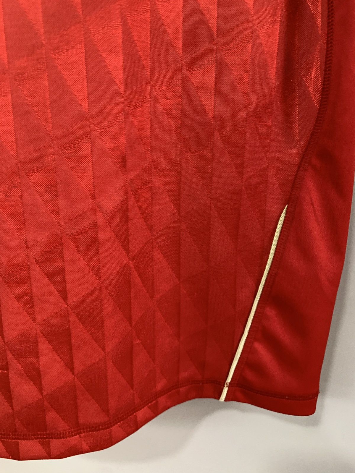 Vintage FC Liverpool 2010 vintage home adidas soccer shirt jersey Size US XS / EU 42 / 0 - 16 Thumbnail