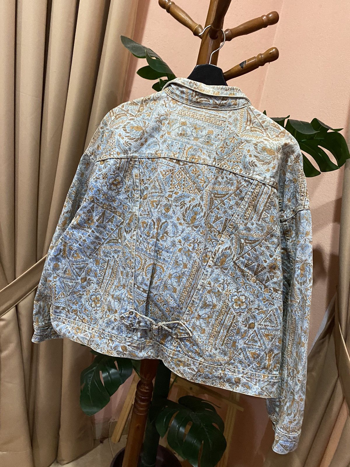 Japanese Brand Sweet Camel Vintage Printed Denim Jacket – Unique Streetwear Size US L / EU 52-54 / 3 - 8 Thumbnail