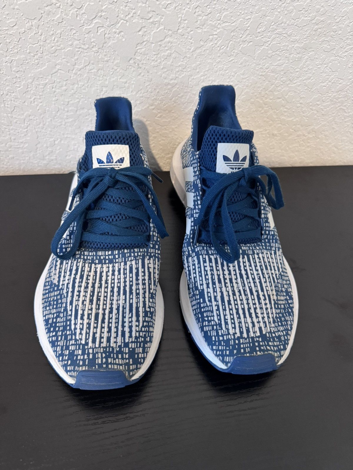 Adidas Adidas Swift Run Mens running shoes Size US 9.5 / EU 42-43 - 2 Thumbnail