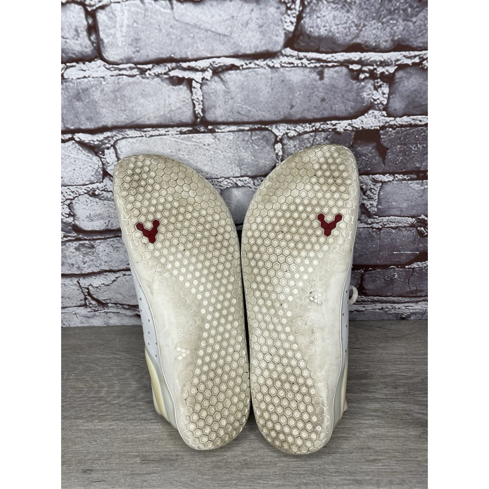 Vivobarefoot Vivobarefoot Primus Lite III Off White Minimalist Shoes Wome Size US 10 / IT 40 - 18 Thumbnail