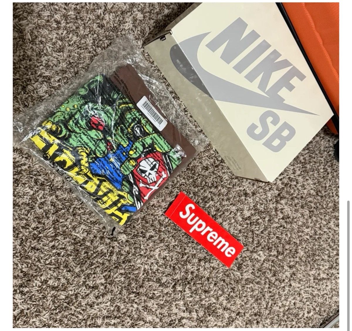 Supreme Supreme Rob Zombie Tee Size Medium Brand New ! ! ! Size US M / EU 48-50 / 2 - 4 Thumbnail