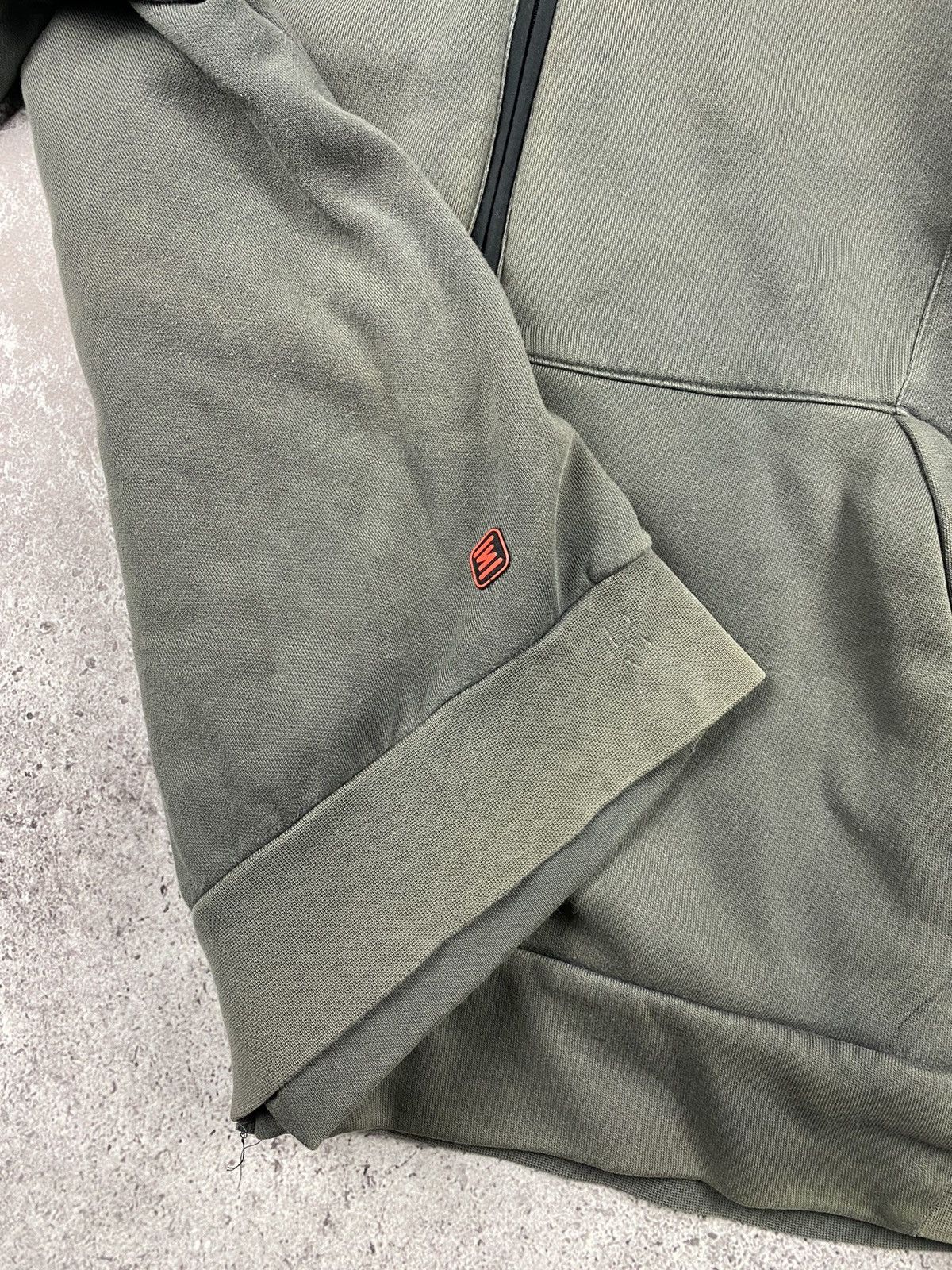 Nike × Vintage NIKE SHOX VINTAGE CENTER LOGO OVERSIZE BOXY FADED HOODIE Size US XL / EU 56 / 4 - 8 Thumbnail