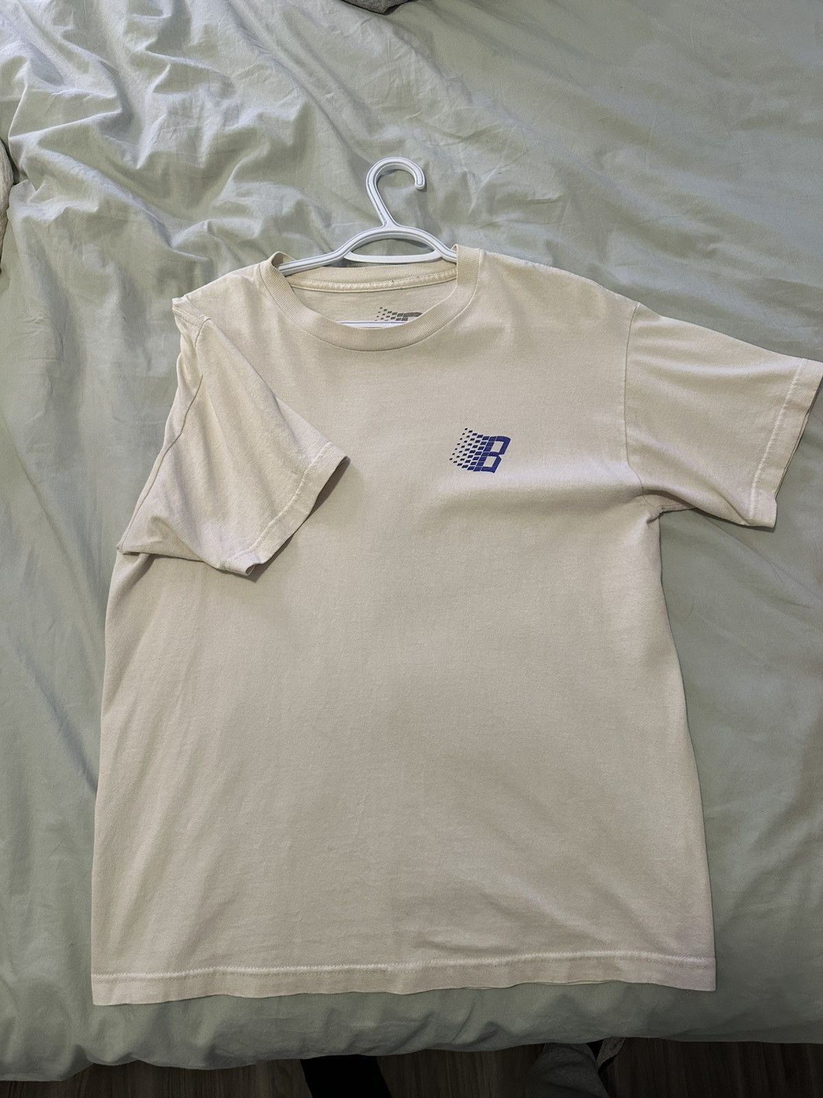 Bronze 56k Bronze 56k Bronze Squash B Logo Tee Cream/Blu Size US M / EU 48-50 / 2 - 2 Thumbnail