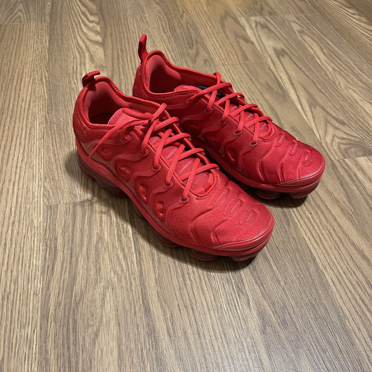 Nike Nike Air Vapormax Plus University Red CW6973-600 8.5 Size US 8.5 / EU 41-42 - 3 Thumbnail