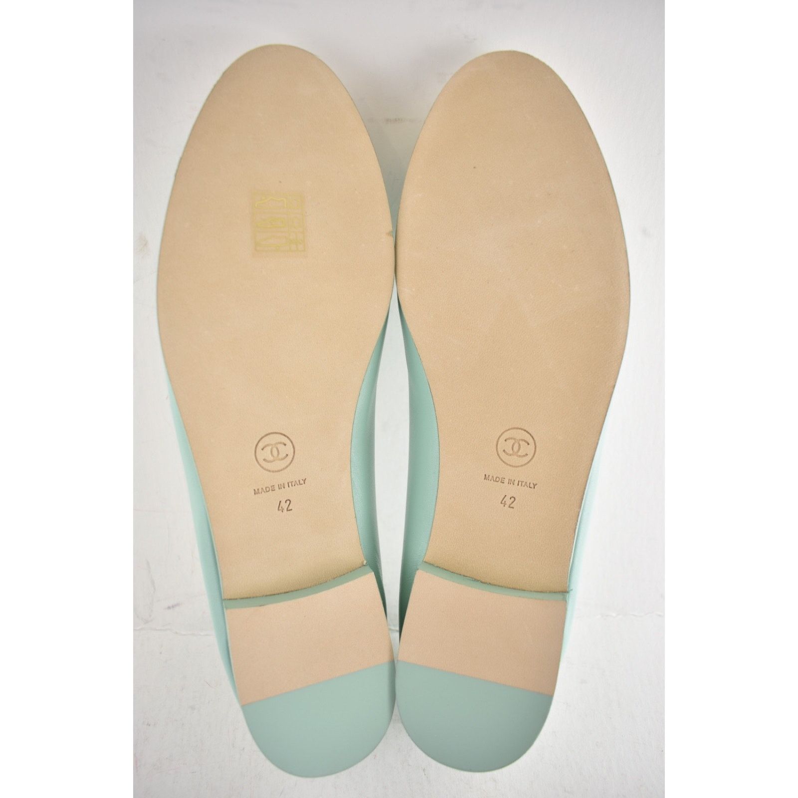 Chanel Chanel Light Green White Lambskin CC Logo Ballet Flat 42 Size US 11 / IT 41 - 22 Thumbnail