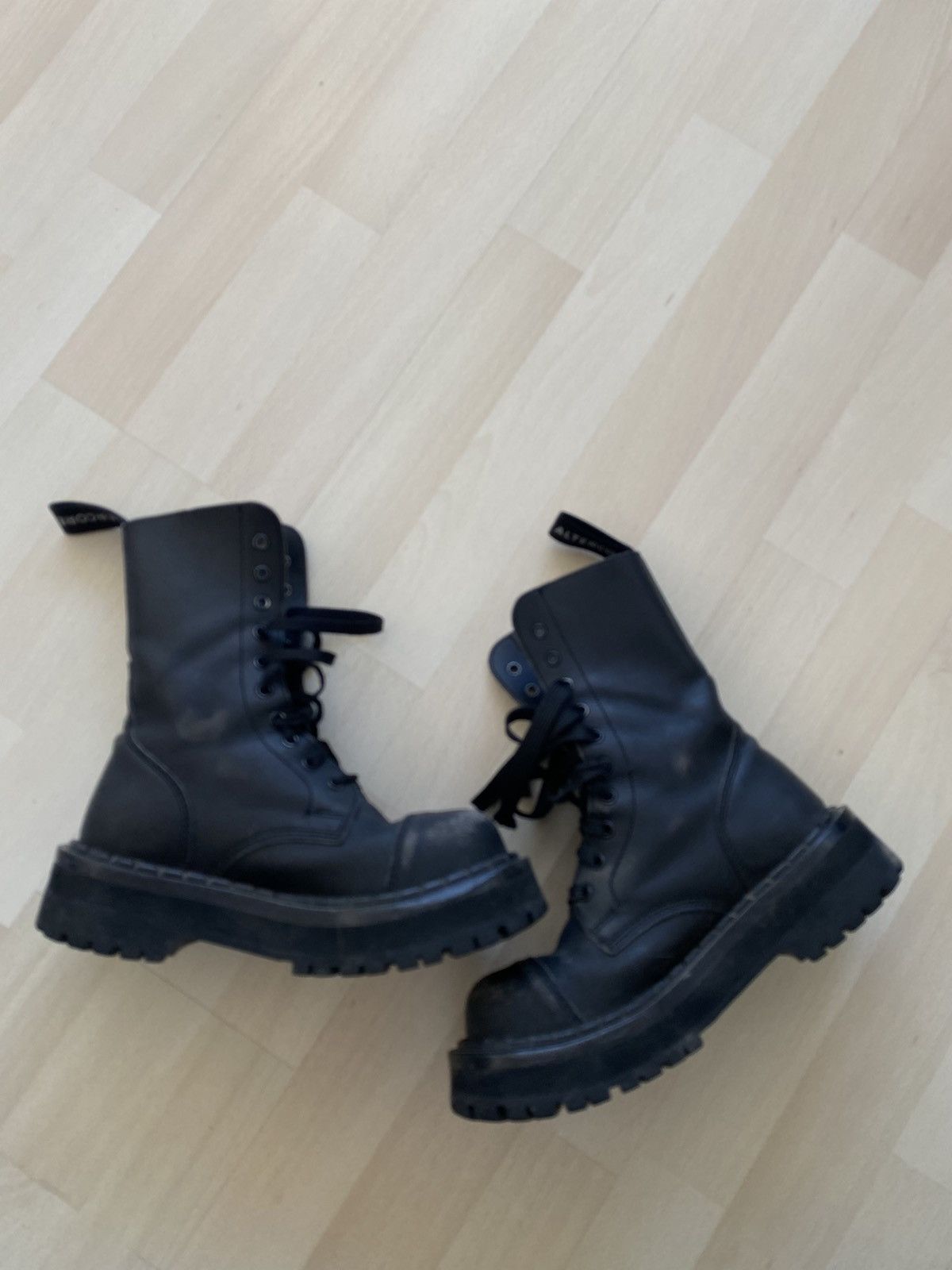 Designer Leather Heavy Altercore Boots Size US 8 / IT 38 - 9 Thumbnail