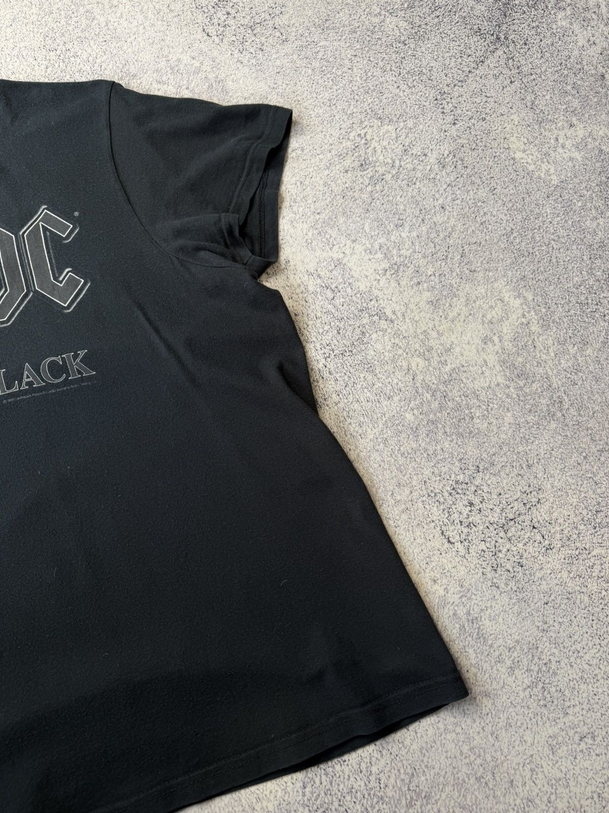 AC/DC Vintage AC/DC Back in Black 2004 T-shirts tour tee Size US L / EU 52-54 / 3 - 15 Thumbnail