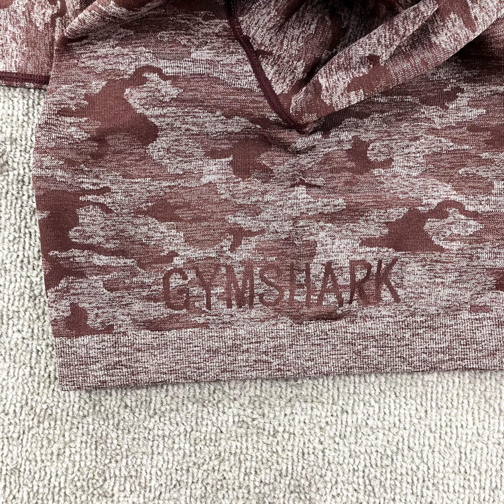 Gymshark GYMSHARK Top Womens Large Cropped Red Adapt Camo Seamless Gym Train Long Sleeve Shirt Size L / US 10 / IT 46 - 7 Thumbnail