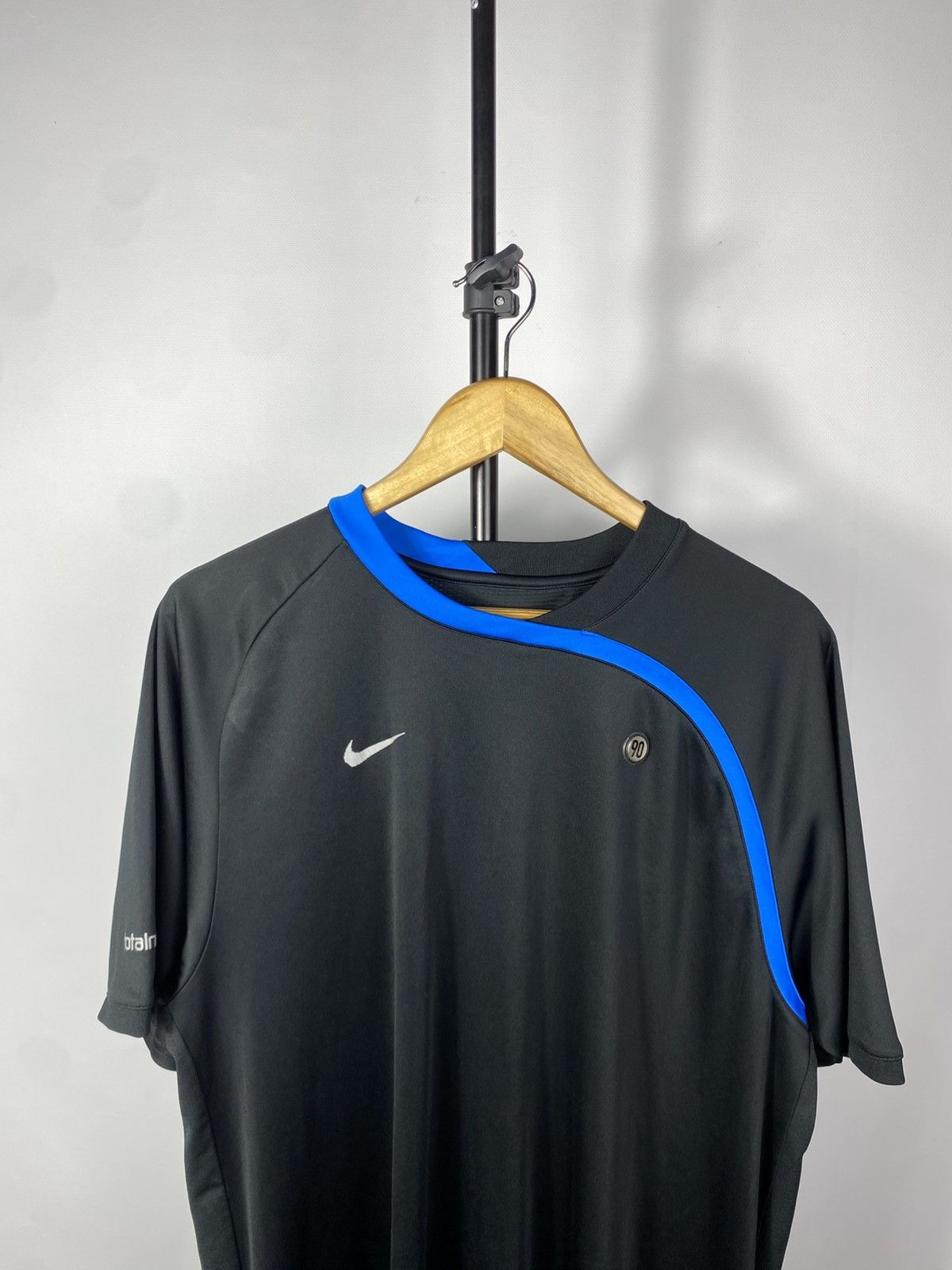 Nike × Vintage Vintage 00s NIKE Total 90 Black Sport Wear Jersey Size US L / EU 52-54 / 3 - 2 Thumbnail