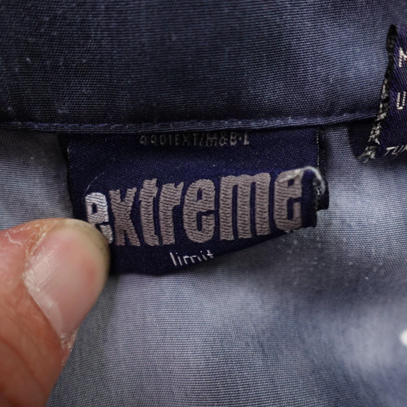 Vintage VINTAGE Extreme Limit Shirt Mens Large Black Gray Chinese Letters Dragon Flames Size US L / EU 52-54 / 3 - 7 Thumbnail