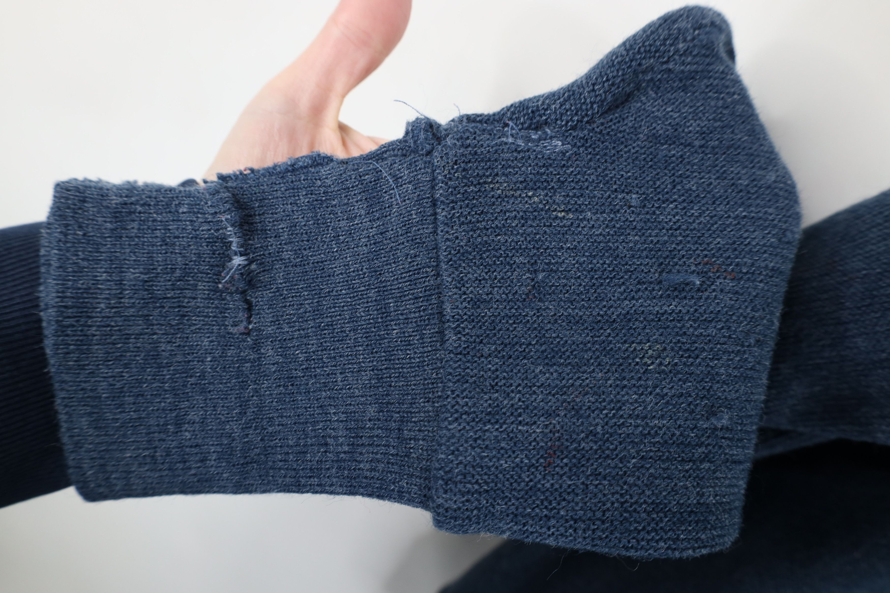 Vintage Vintage 70s Streetwear Blank Knit Cardigan Sweater Blue Size US L / EU 52-54 / 3 - 12 Thumbnail