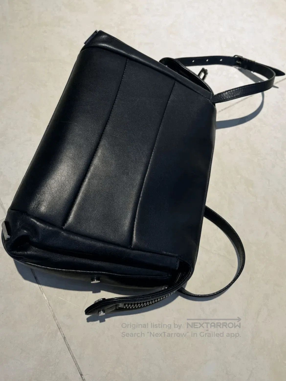 Balenciaga Balenciaga Joint Leather Shoulder Bag. Size ONE SIZE - 3 Thumbnail
