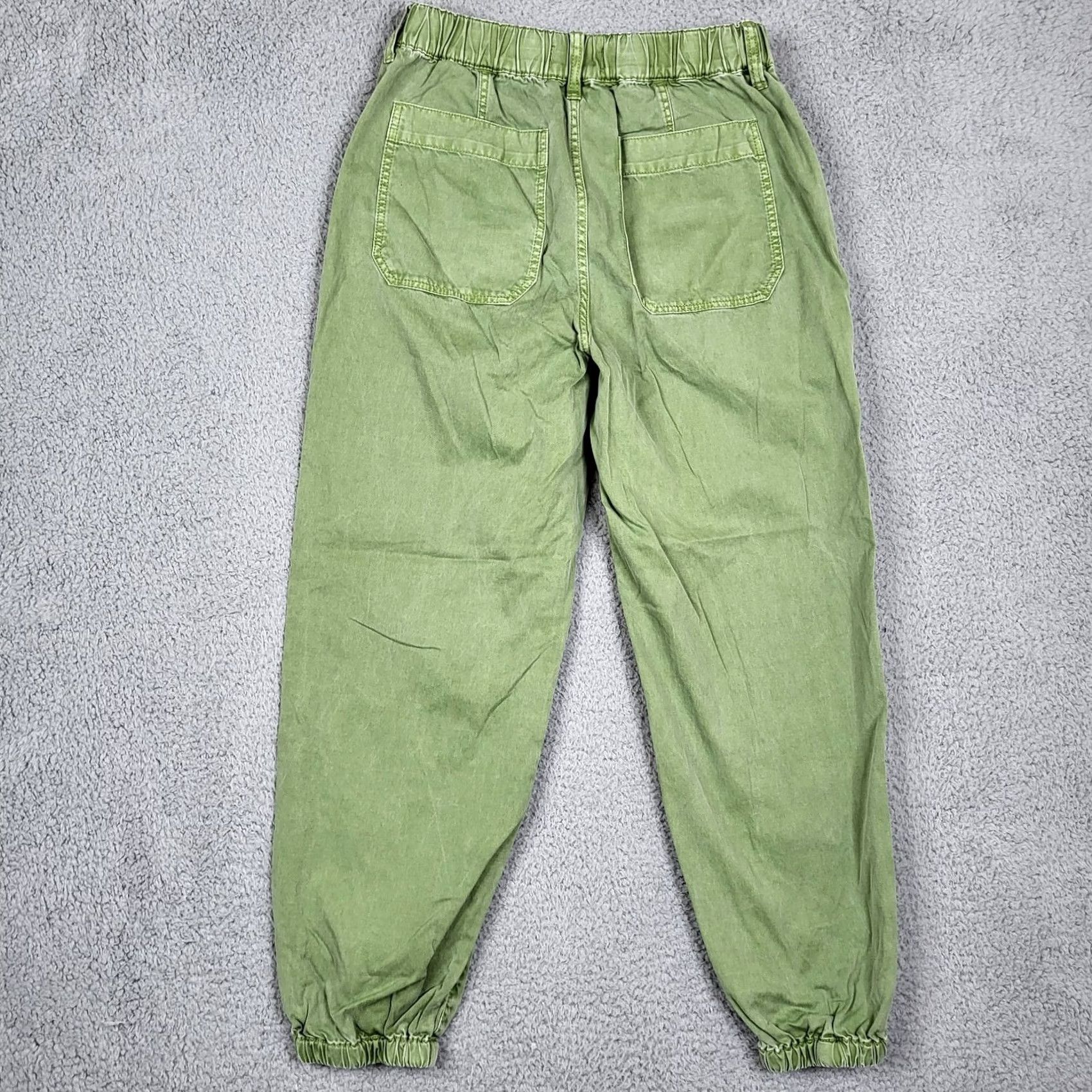 Madewell Madewell Women's Green Jogger Pants Size 26 Button Front Casual Regular Inseam 25 Tapered Waist 26 All Seasons Shirt? Size 26" / US 2 / IT 38 - 2 Thumbnail