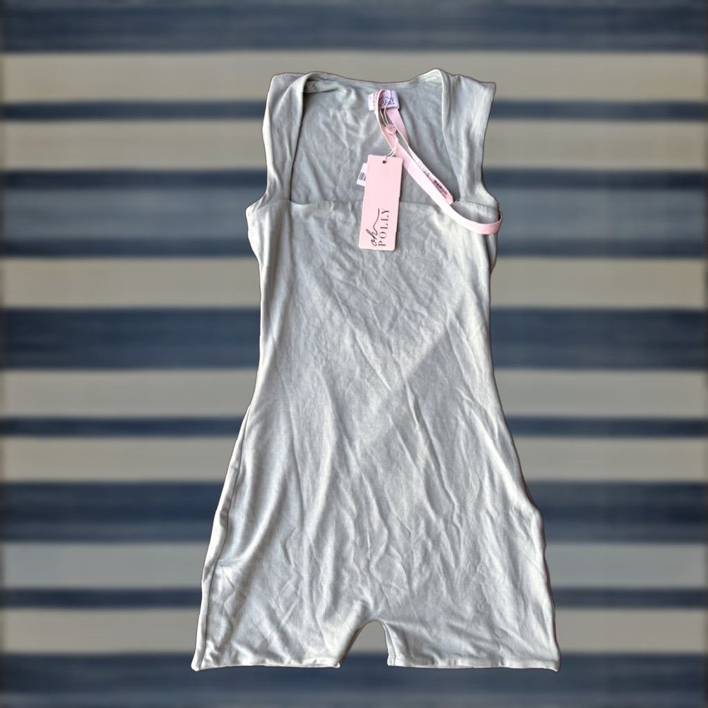 Vintage NWT Oh Polly One Piece Romper Jumpsuit Women’s 6 Sage Green Sleeveless Round Neck Casual Romper Size 28" / US 6 / IT 42 - 1 Thumbnail
