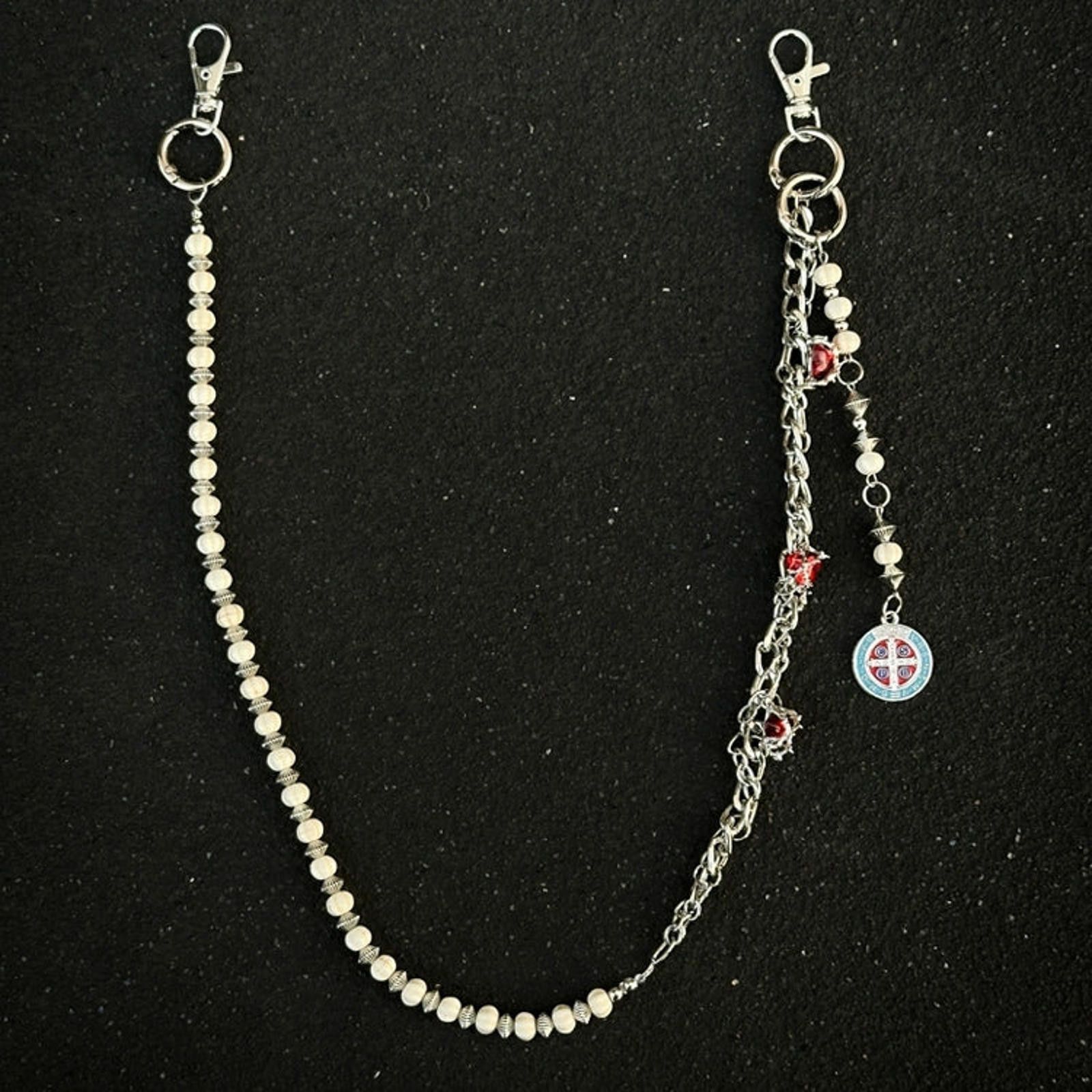 Jewelry Silver and White Beaded Chain Wallet Accessory Size ONE SIZE - 2 Thumbnail