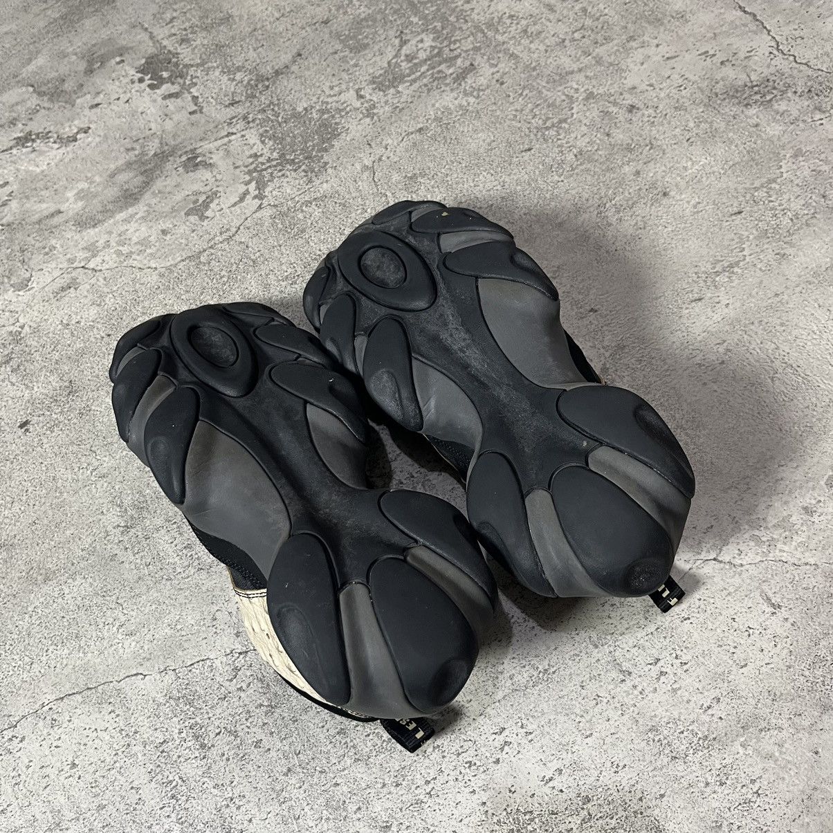 Brain Dead × Oakley Brain Dead x Oakley Ostrich Flesh - Castle Black Size US 10 / EU 43 - 8 Thumbnail