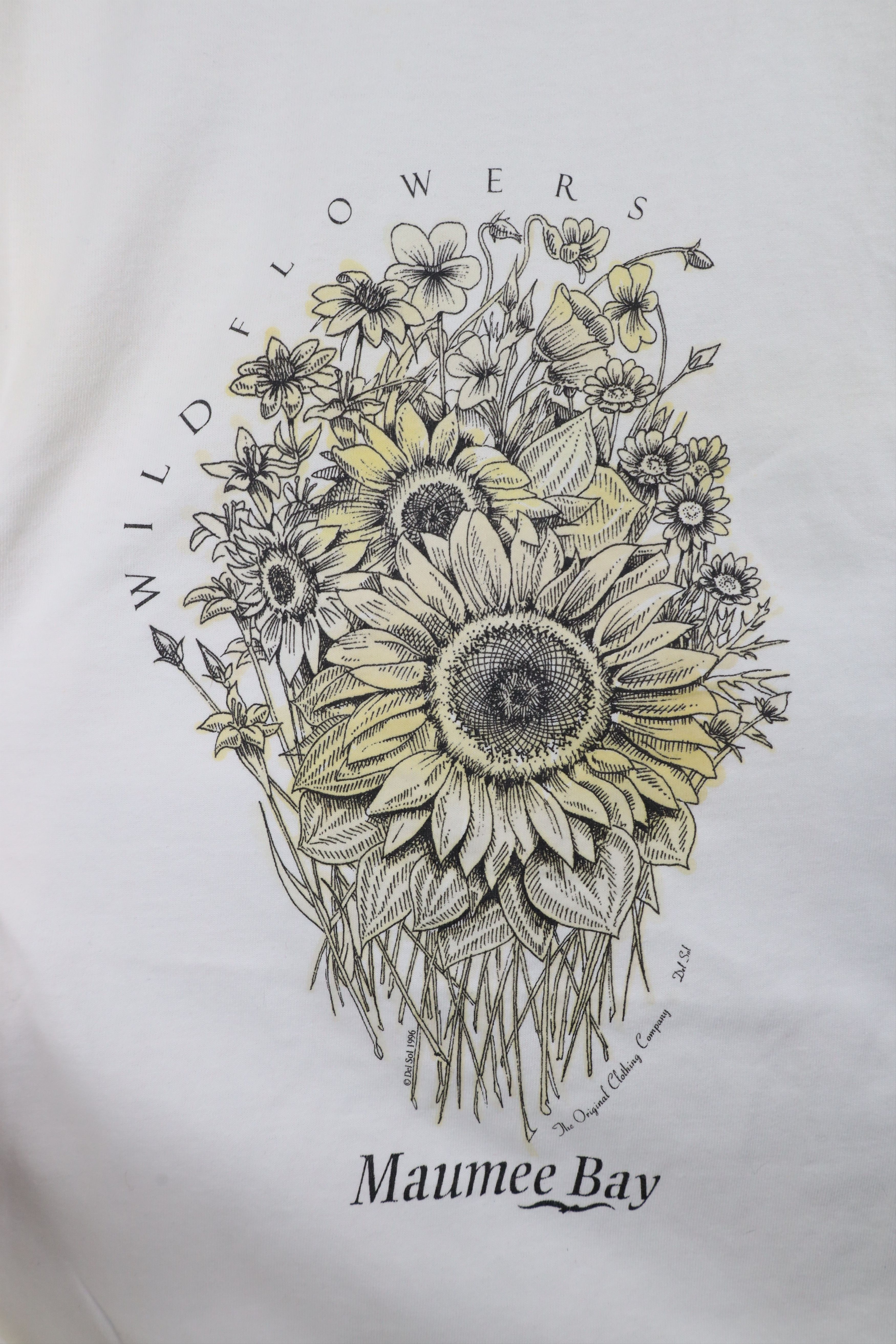 Vintage Vintage 90s Streetwear Spell Out Wild Flowers T-Shirt Size XXL / US 16-18 / IT 52-54 - 4 Thumbnail