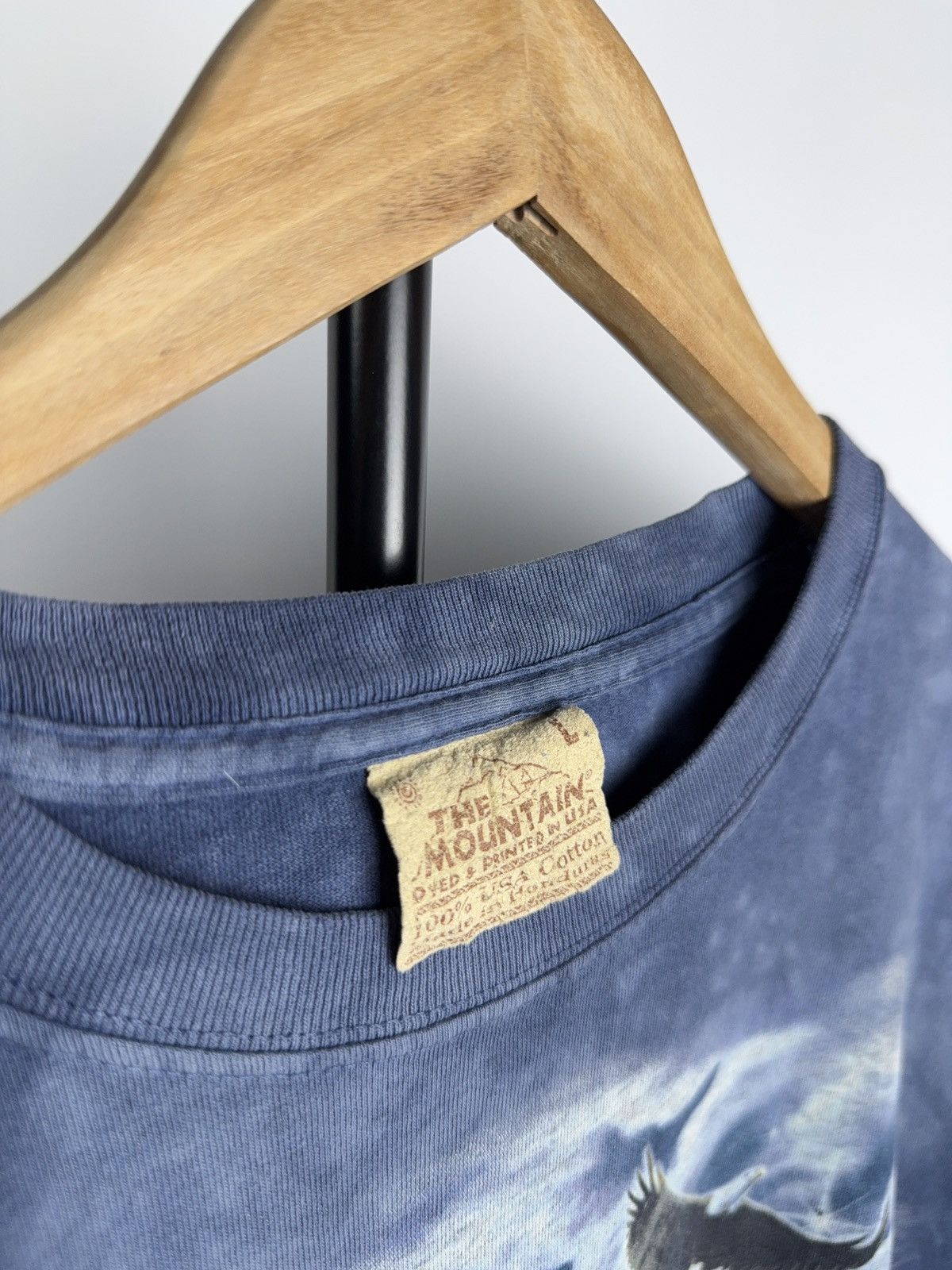 The Mountain × Vintage Vintage 90s Wolf Bear Eagle USA Animal Mountain T-Shirt Size US L / EU 52-54 / 3 - 3 Thumbnail